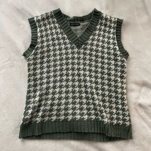 Patterned Sweater Vest
